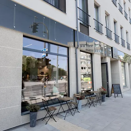 Resume Apartments, Dreamer Corner No8 By Urban Rent *